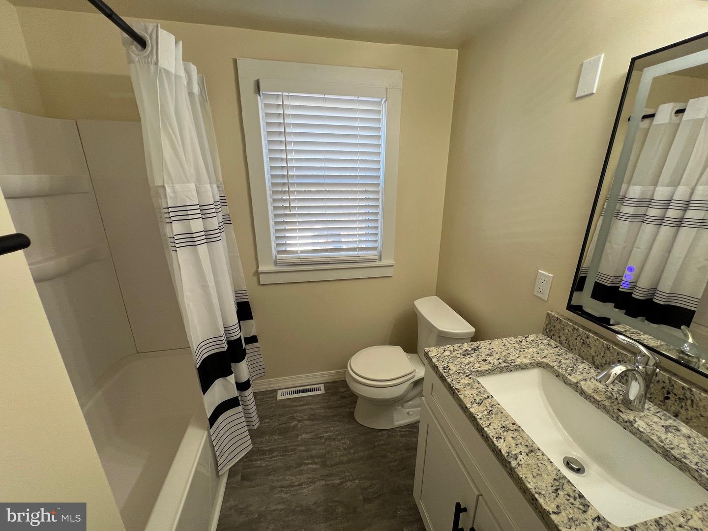 272 Clark St #rear Property Photo 10
