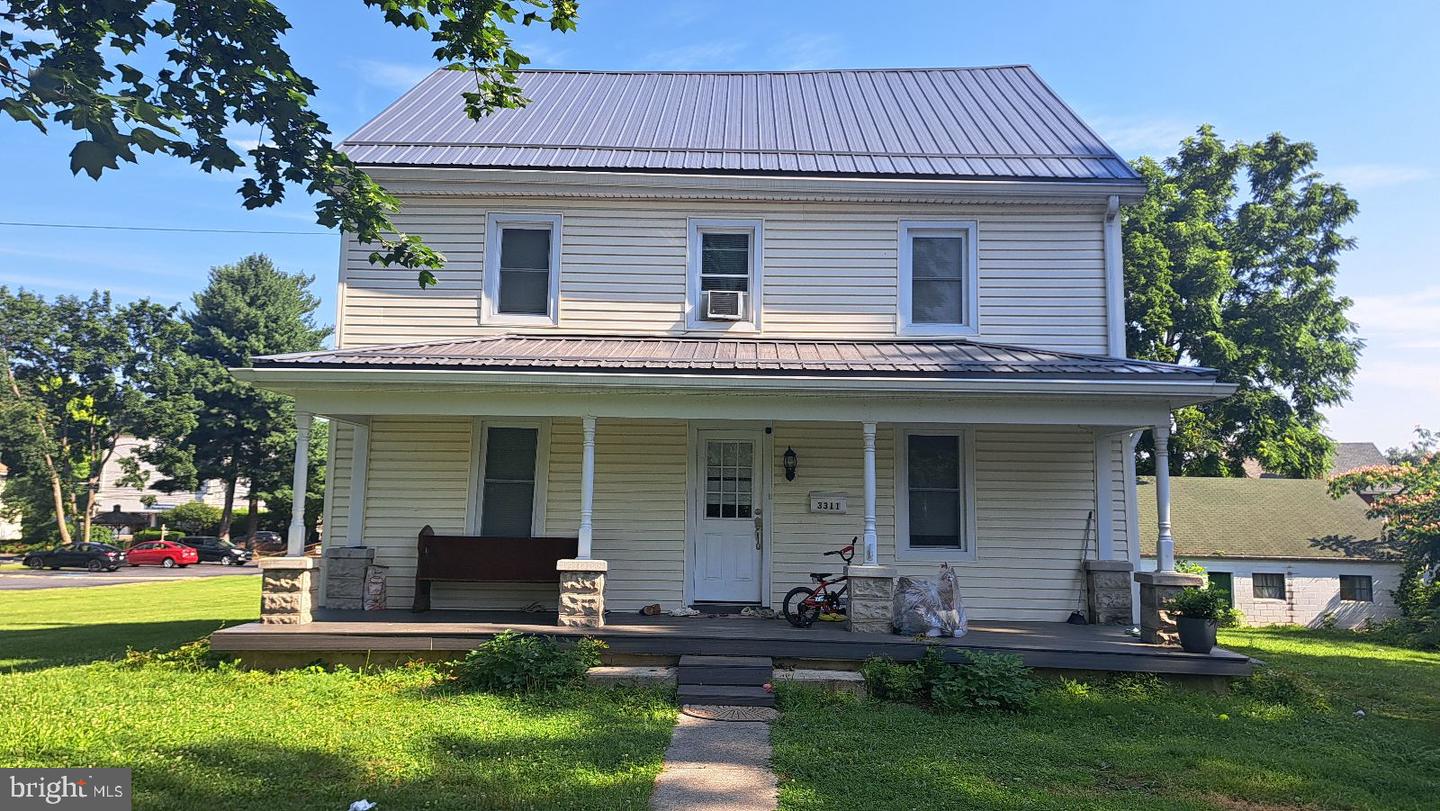 3311 Chestnut St Property Photo 1