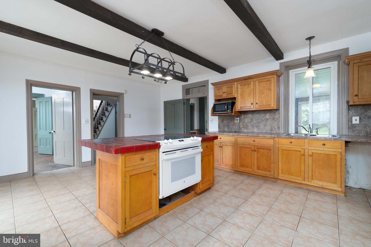 1554 Holly Pike Property Photo 20