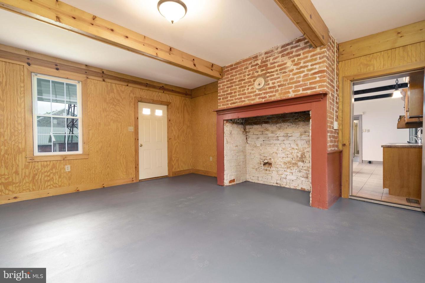1554 Holly Pike Property Photo 33