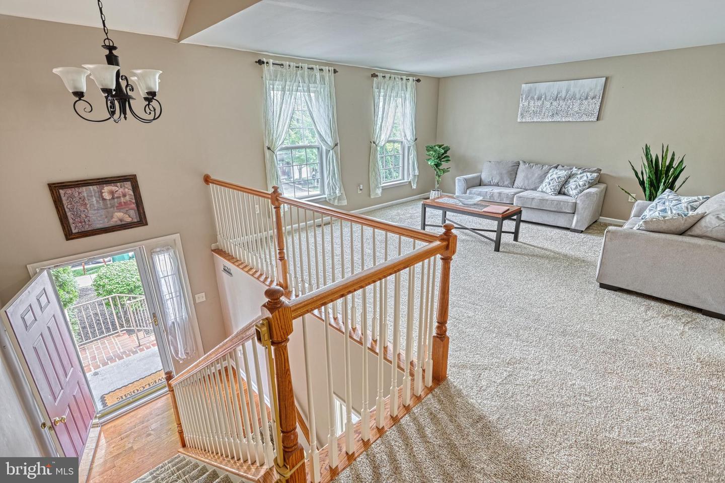 1153 Cross Creek Dr Property Photo 4