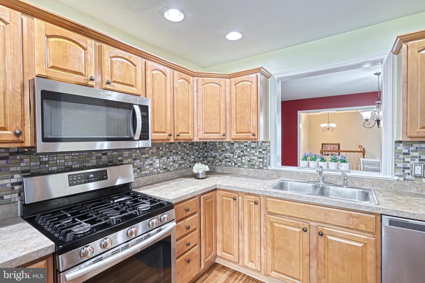 1153 Cross Creek Dr Property Photo 22