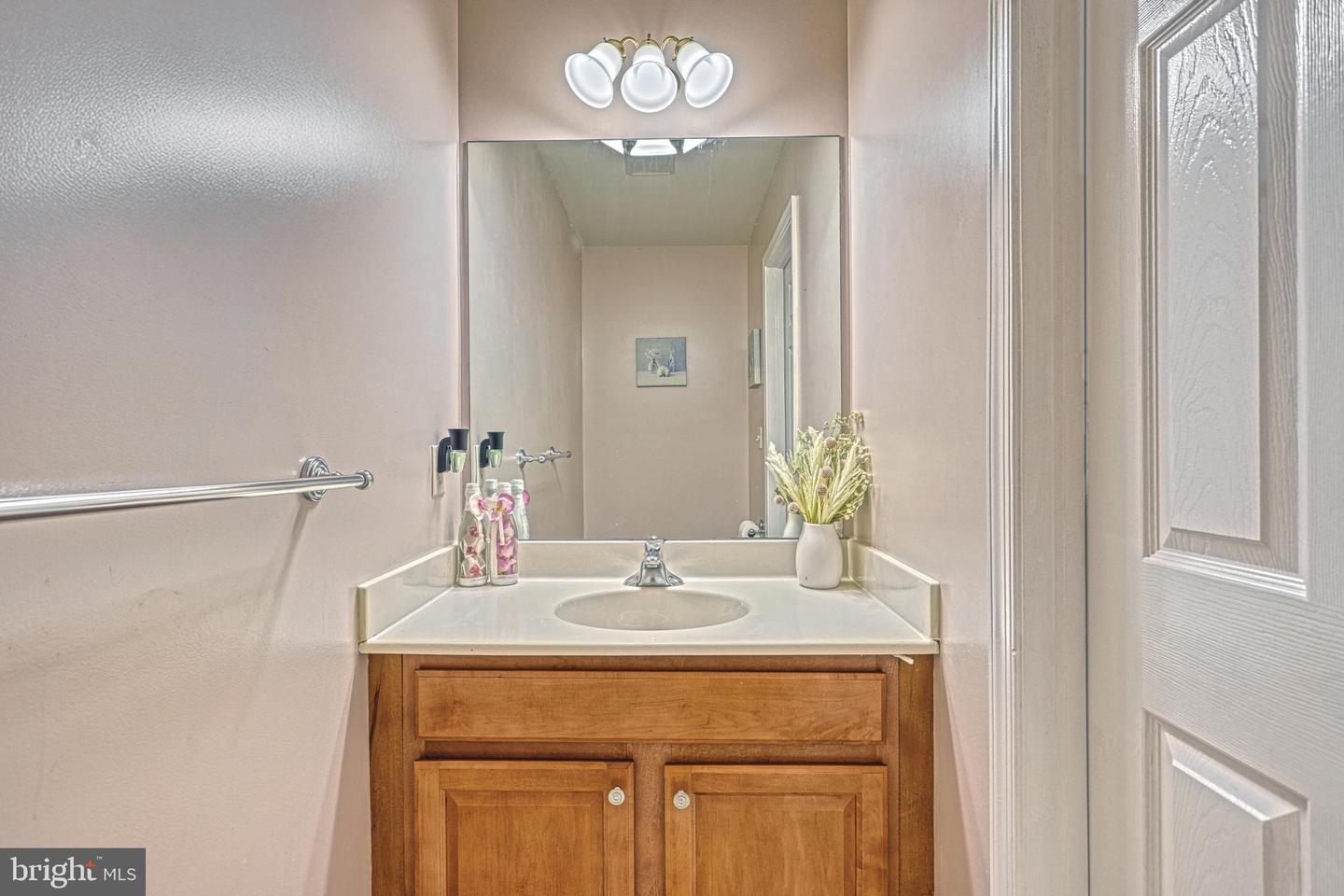 1153 Cross Creek Dr Property Photo 26