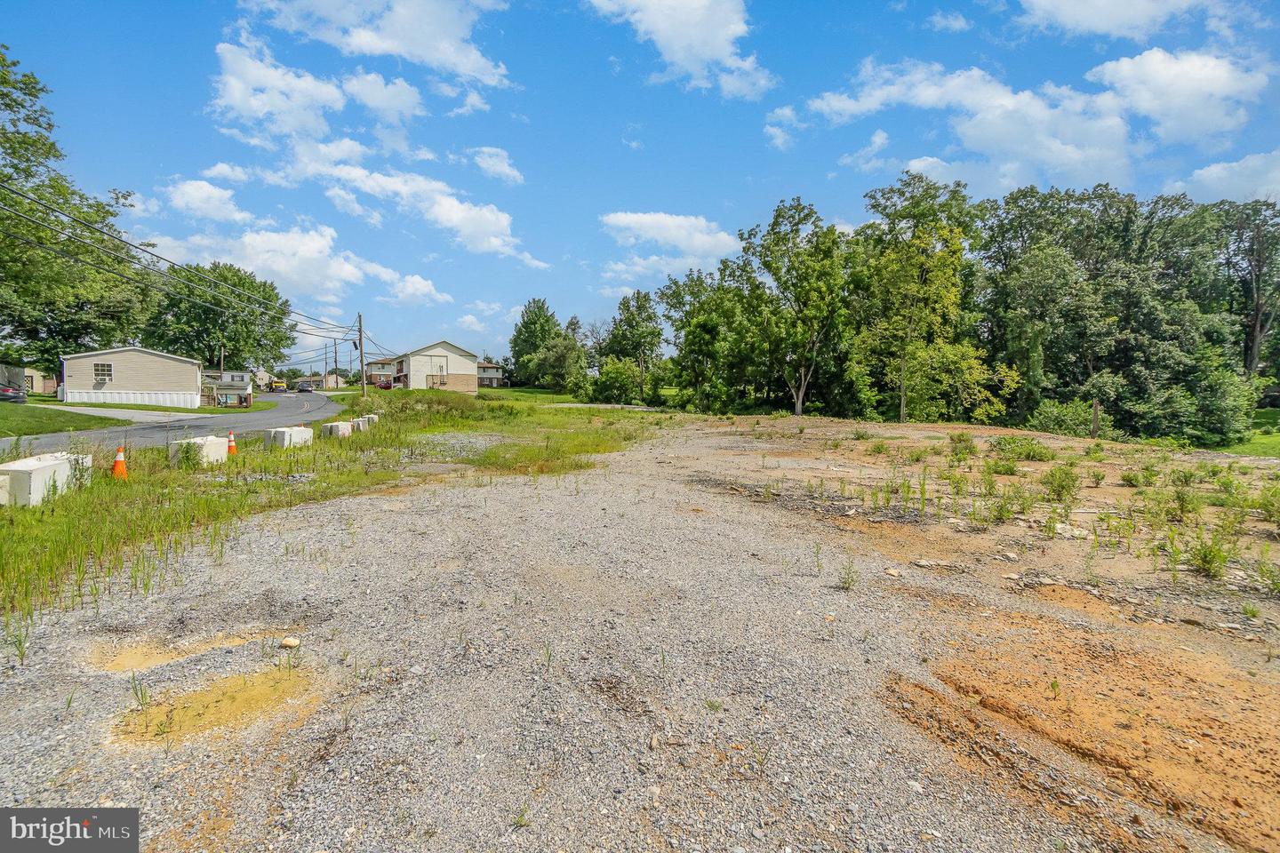Stoner Drive Extended Property Photo 2