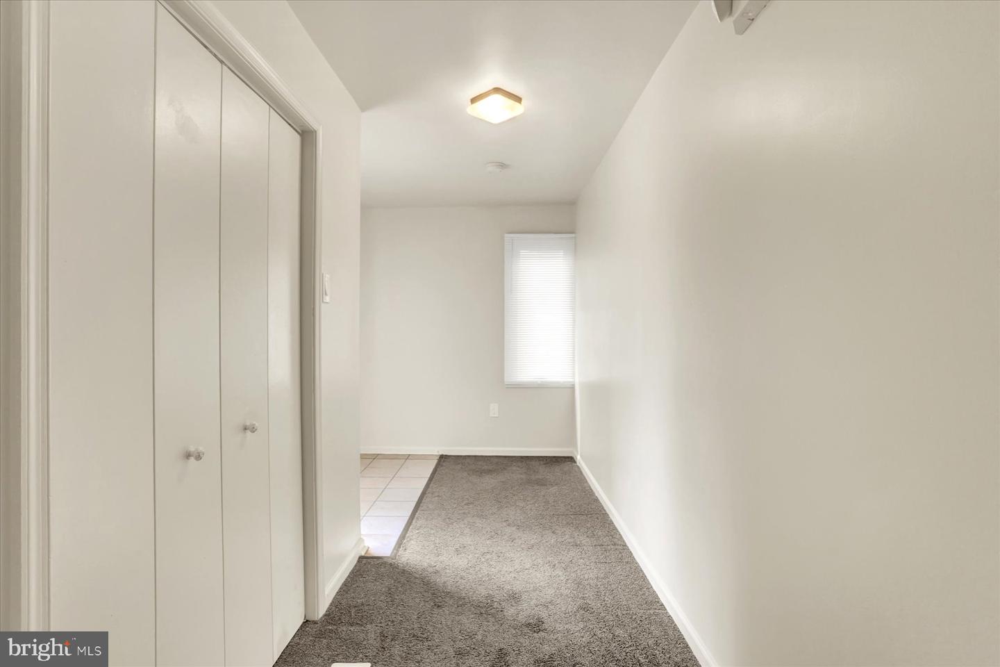 21 Chestnut St Property Photo 7