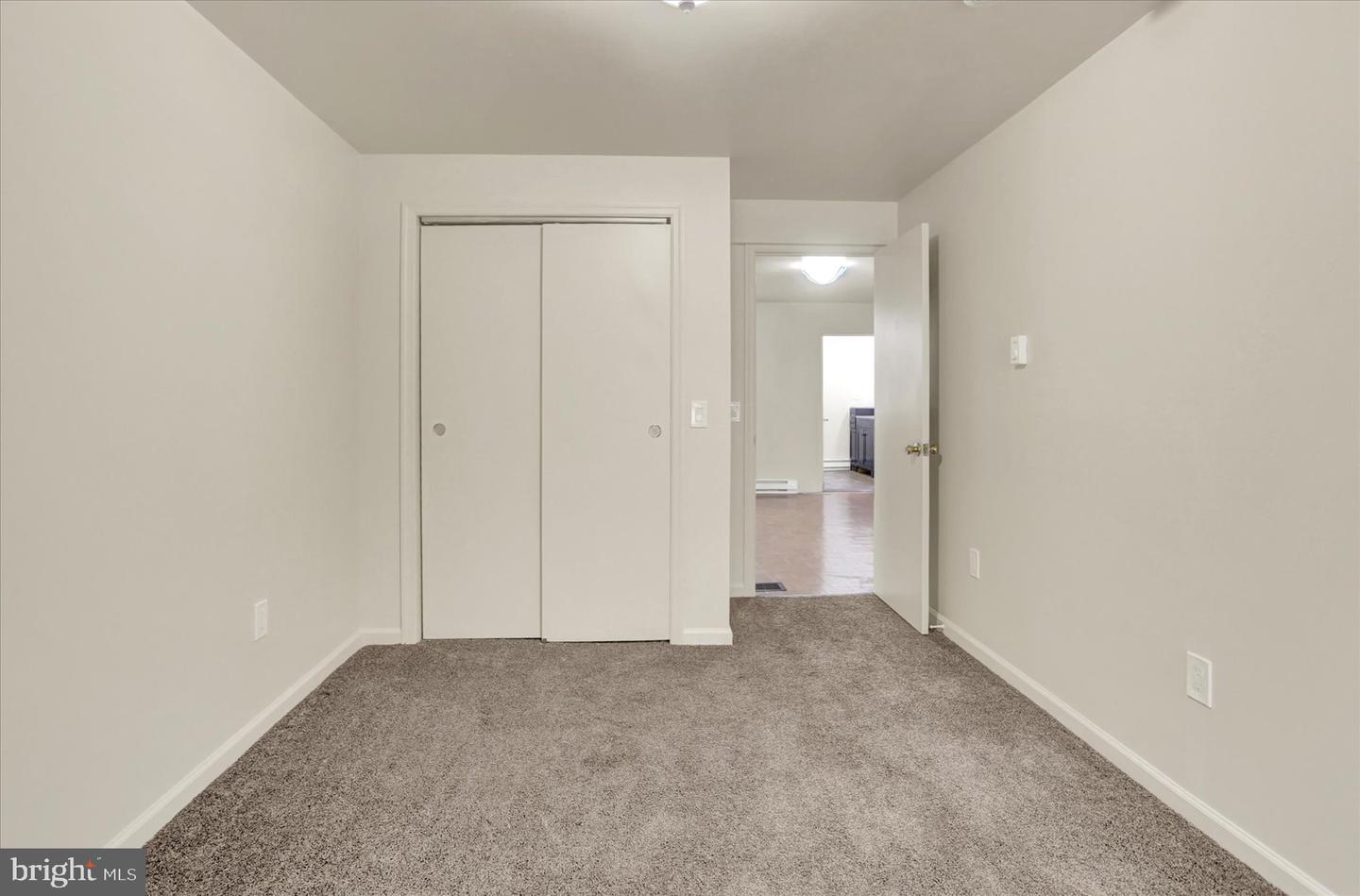 21 Chestnut St Property Photo 27