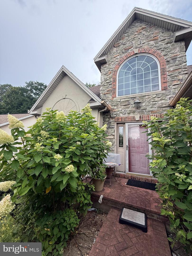 1601 Cobble Ct Property Photo 34