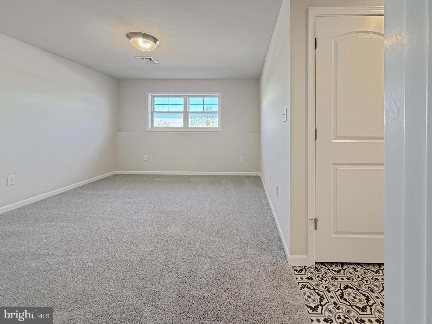 10 Cheltenham Ln Property Photo 22