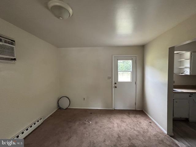 413 Juniper St Property Photo 3