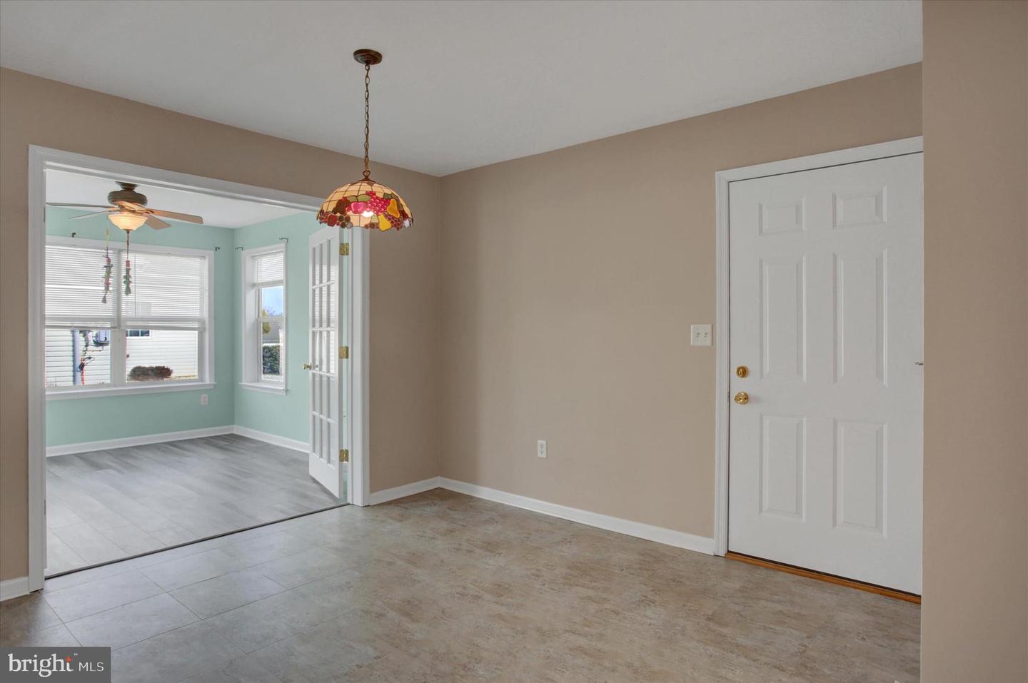 95 Lantern Ln Property Photo 12