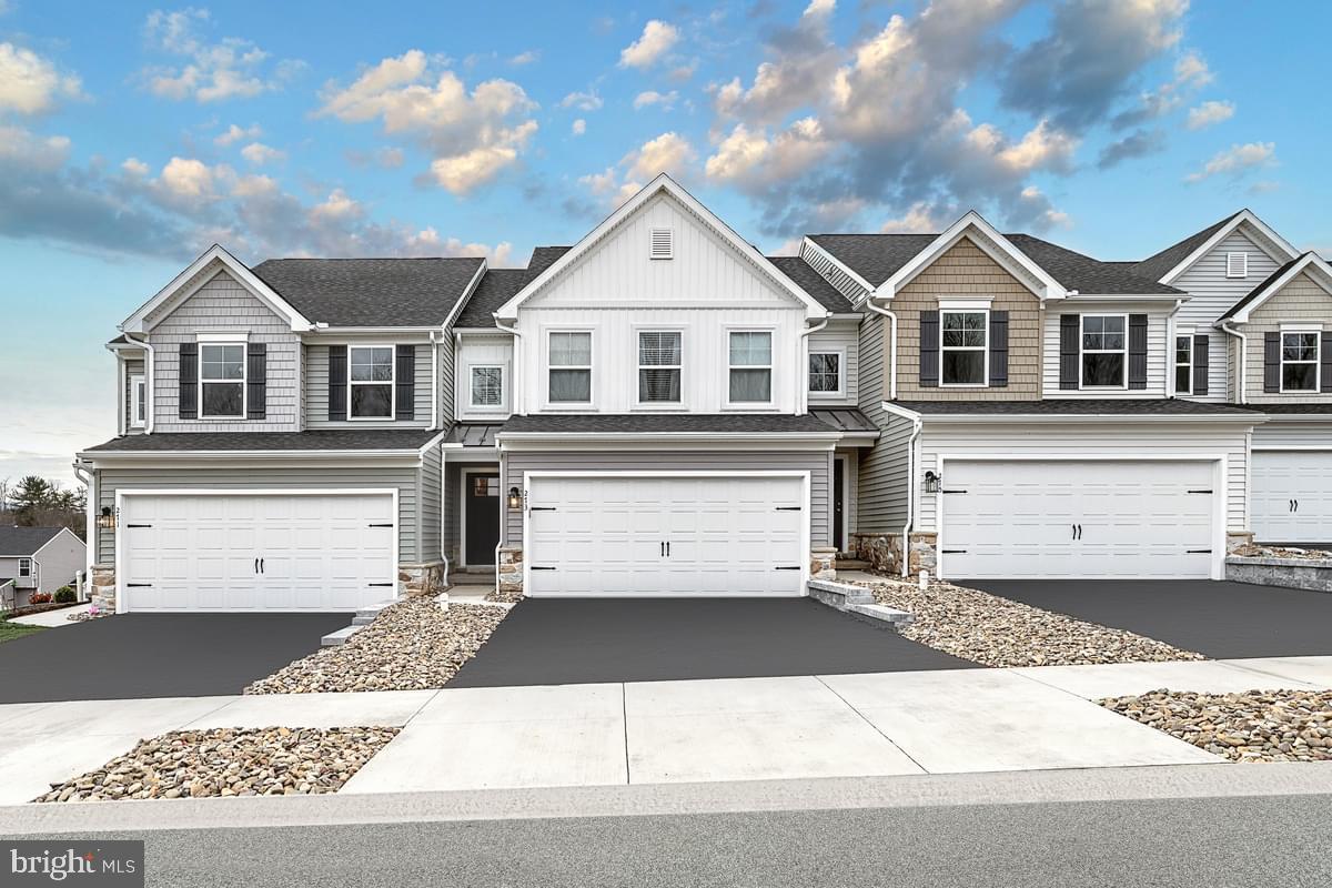 2145 Hampden Ct #lot 20 Property Photo 1