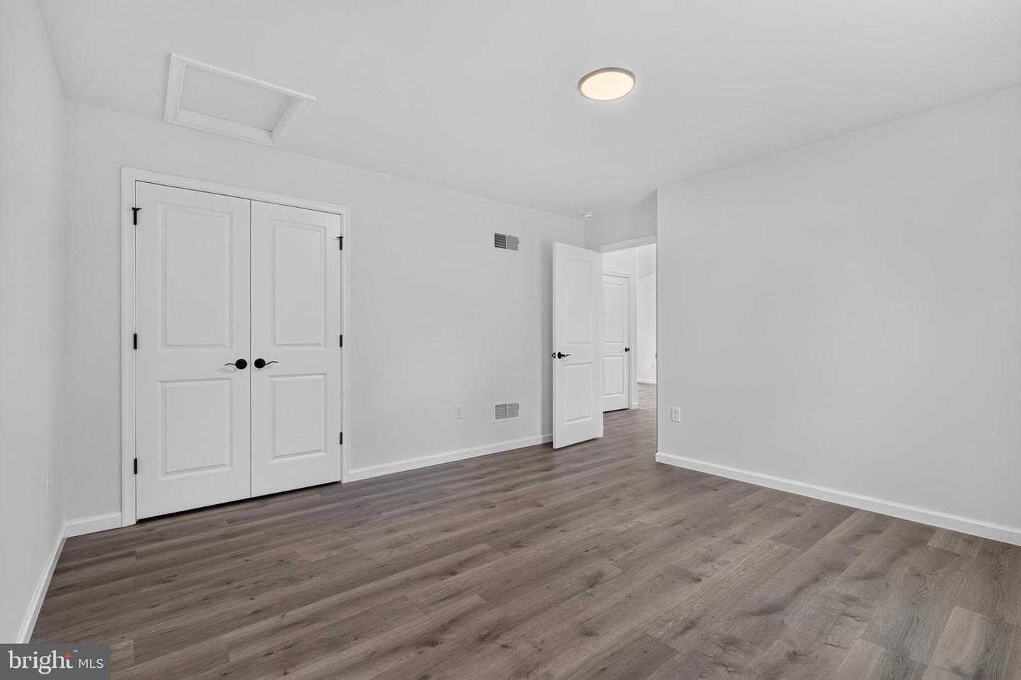 341 D Street Property Photo 13