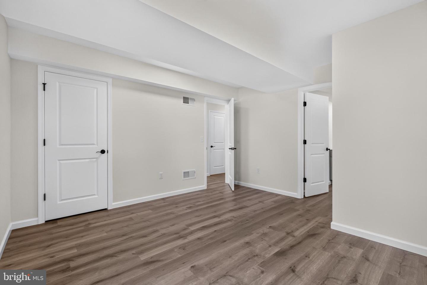341 D Street Property Photo 21
