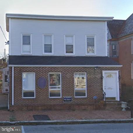 6 E Main St Property Photo 1