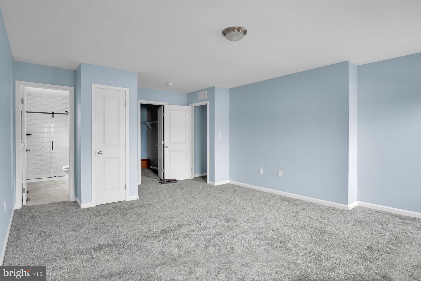 944 W North Street St Property Photo 17