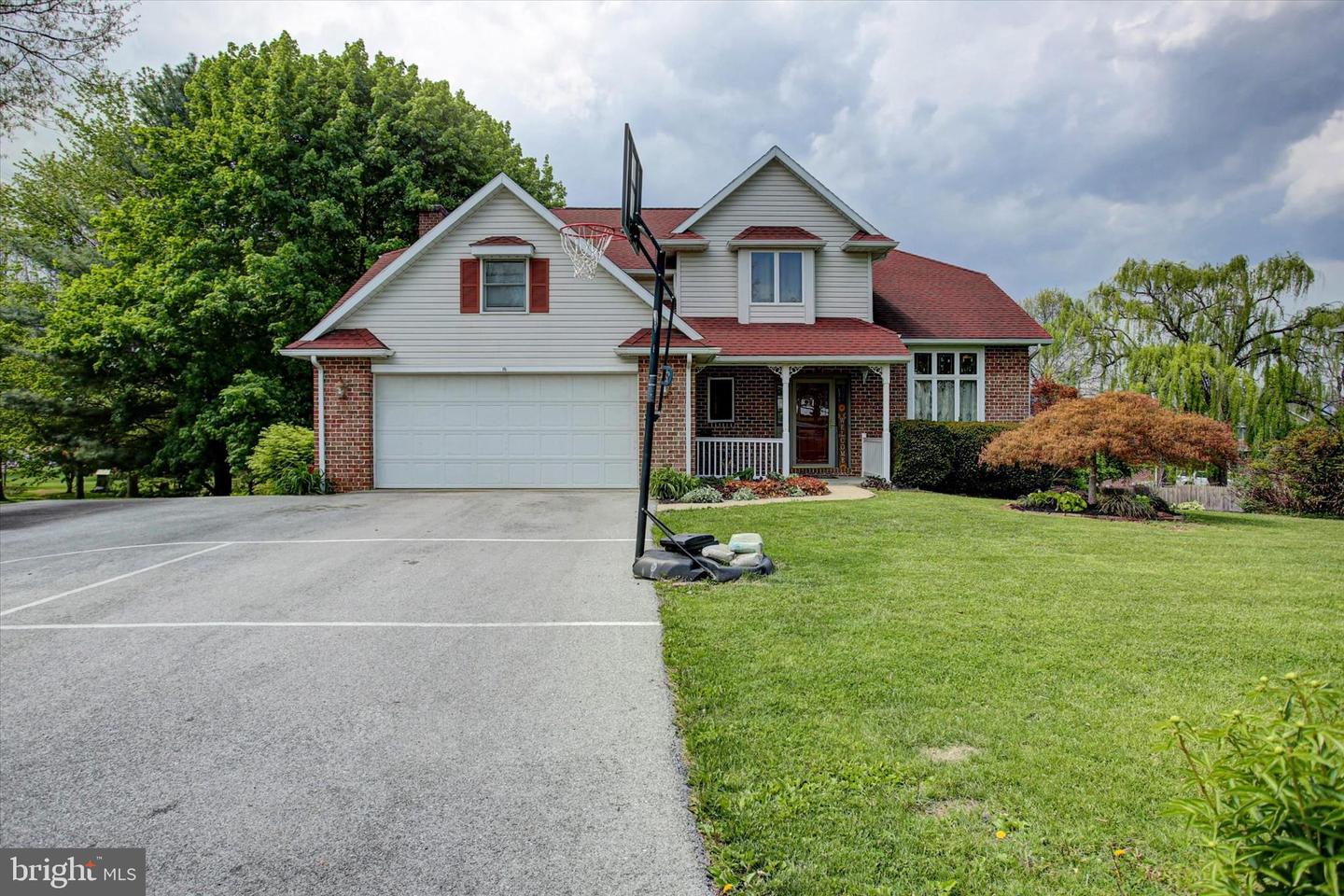 64 Diller Drive Property Photo 1