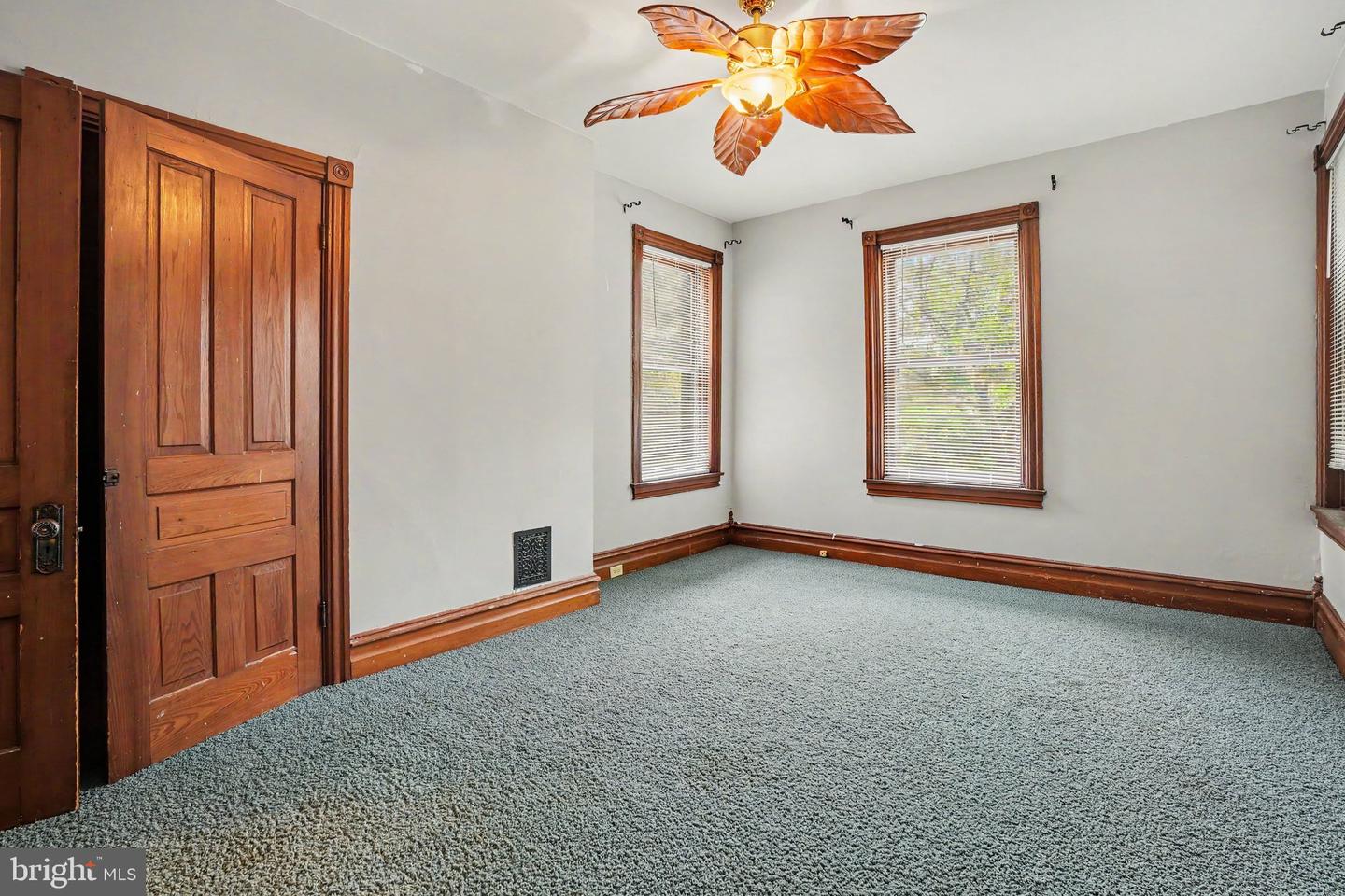 236 S West St Property Photo 17