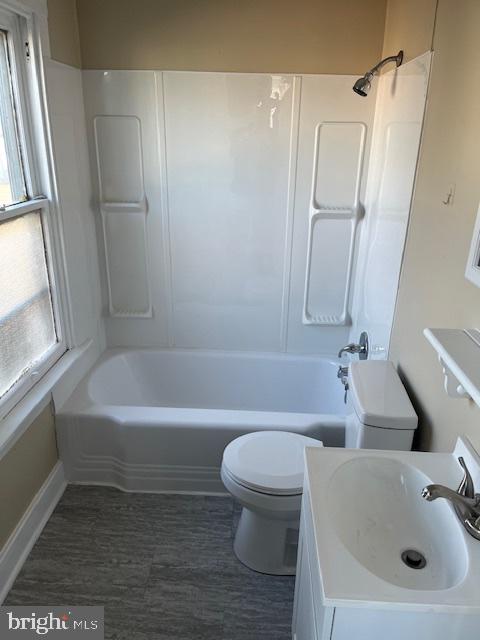 20 E Portland St #2nd Floor Front Property Photo 7