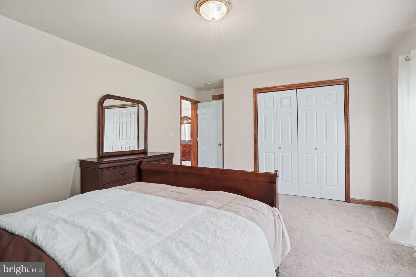372 Kerrsville Road Property Photo 20