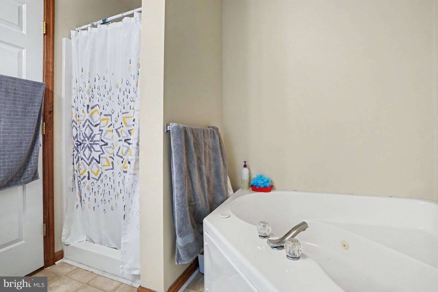 372 Kerrsville Road Property Photo 25