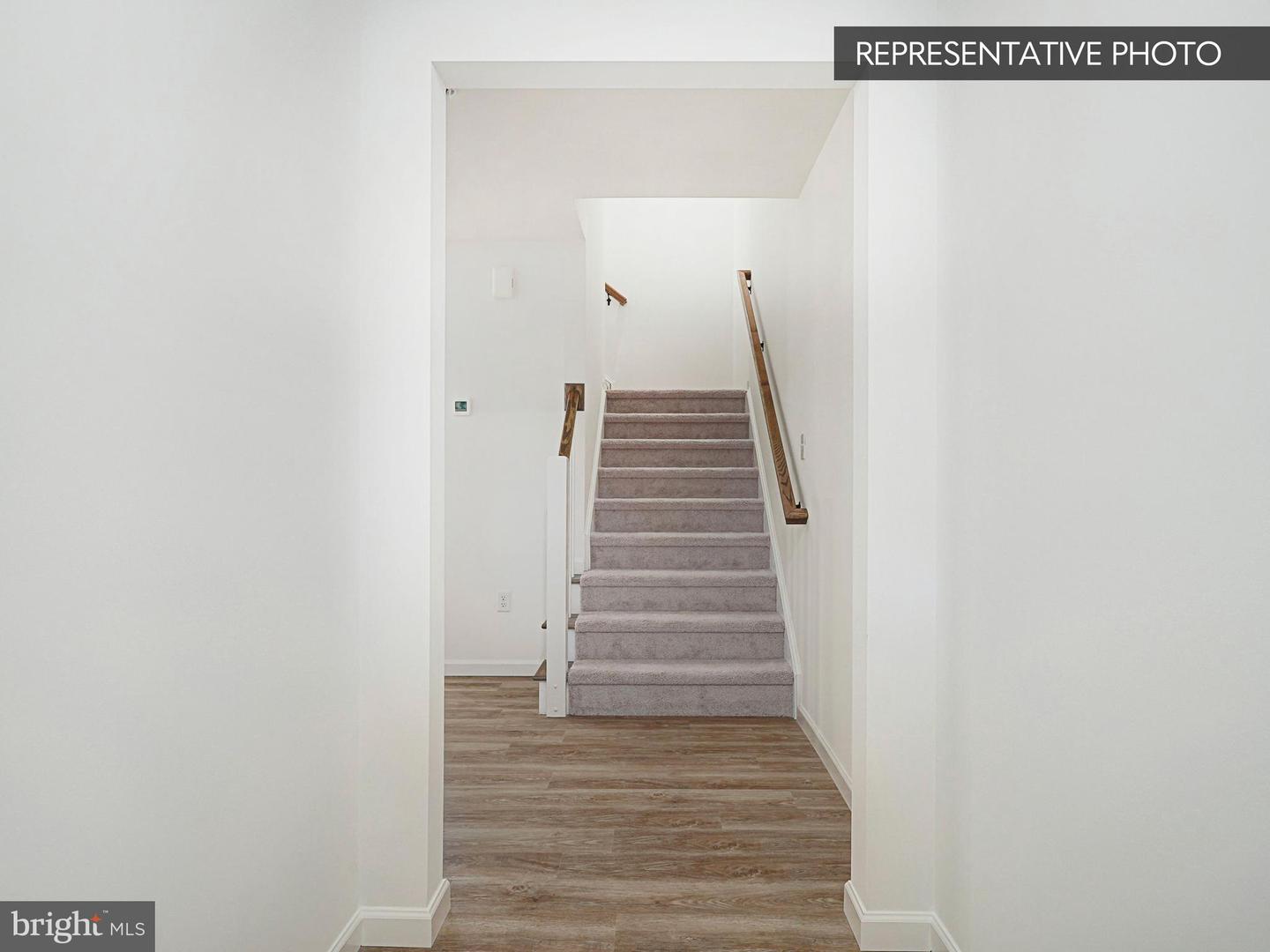 2245 Hampden Ct #lot 26 Property Photo 3