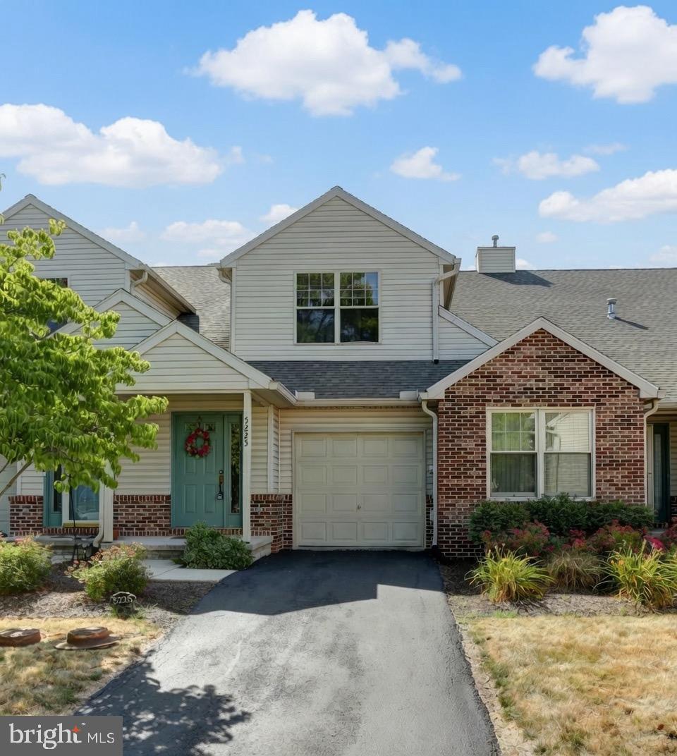 5225 COBBLESTONE DR