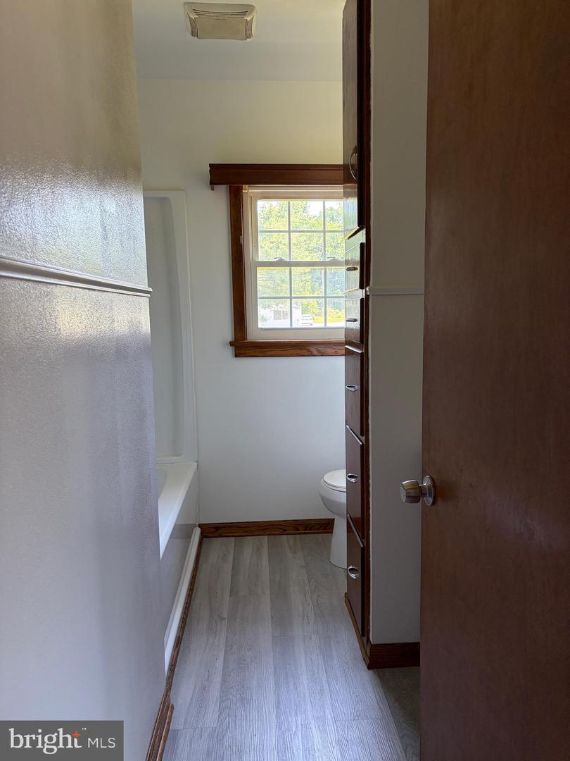 1001 S York Street Property Photo 18
