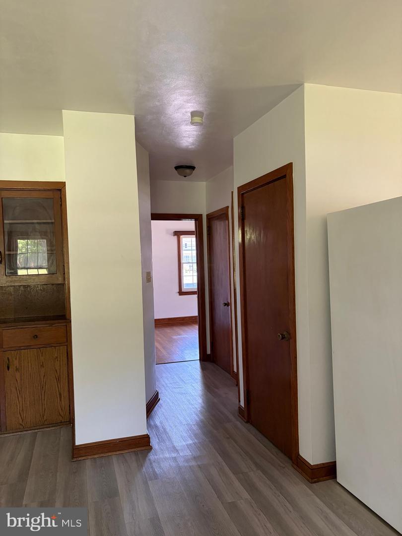 1001 S York Street Property Photo 23