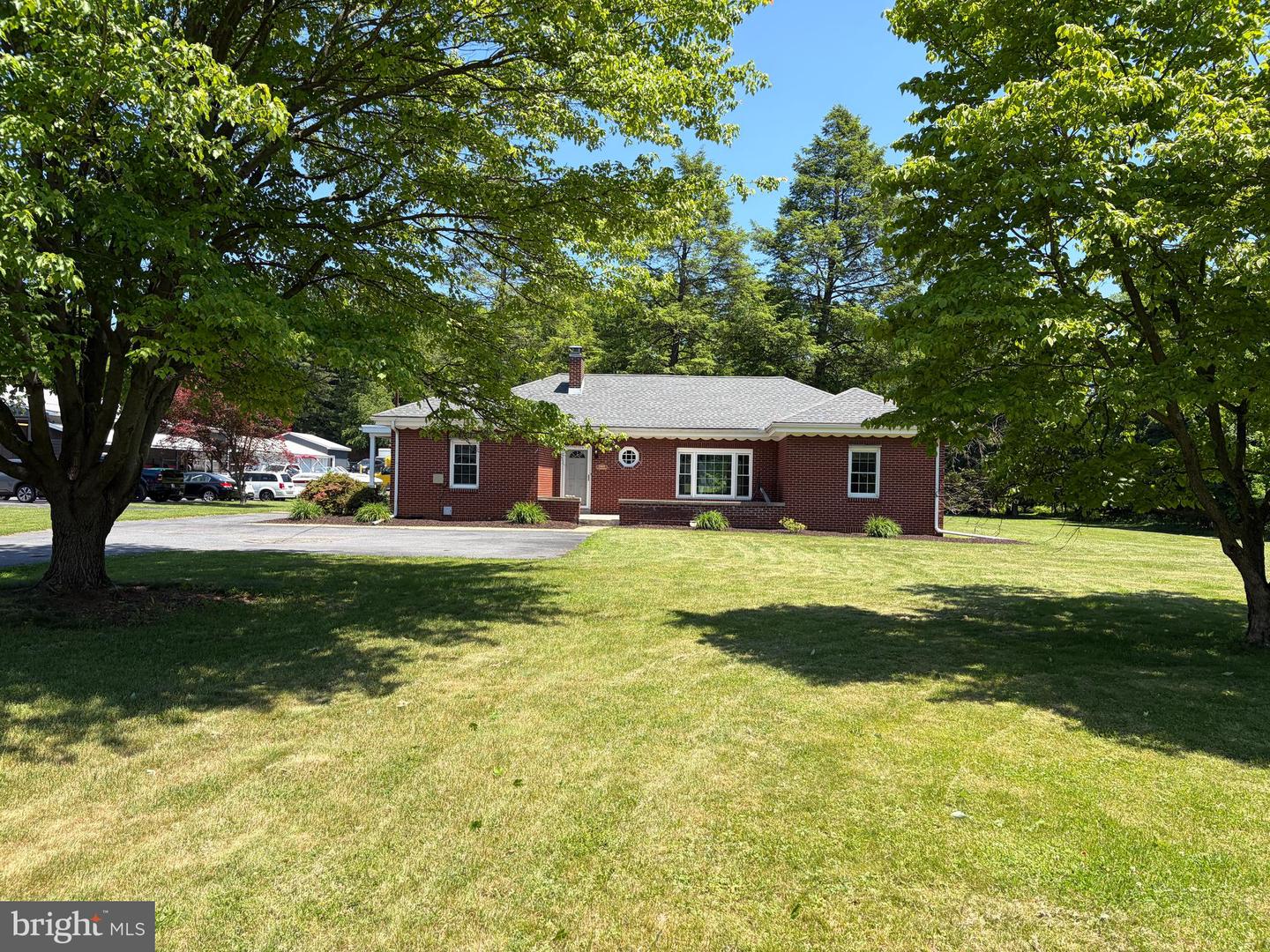 1001 S York Street Property Photo 39