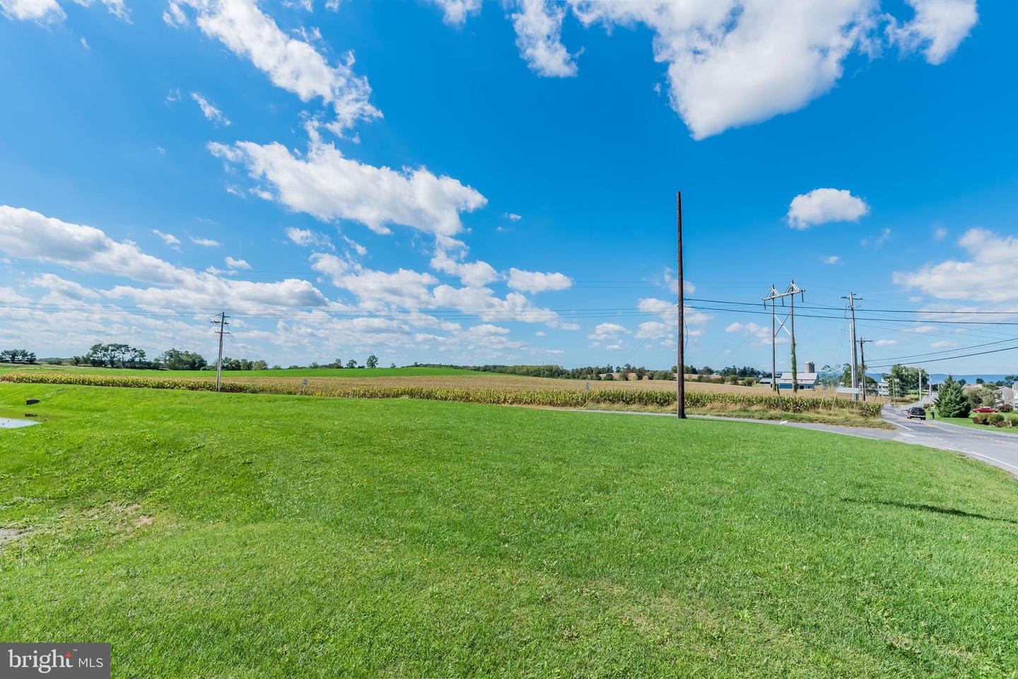 2 MCCULLOCH RD