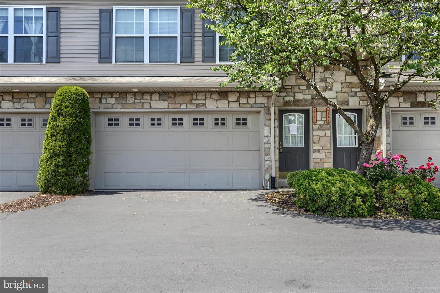 6347 Mercury Dr Property Photo 4