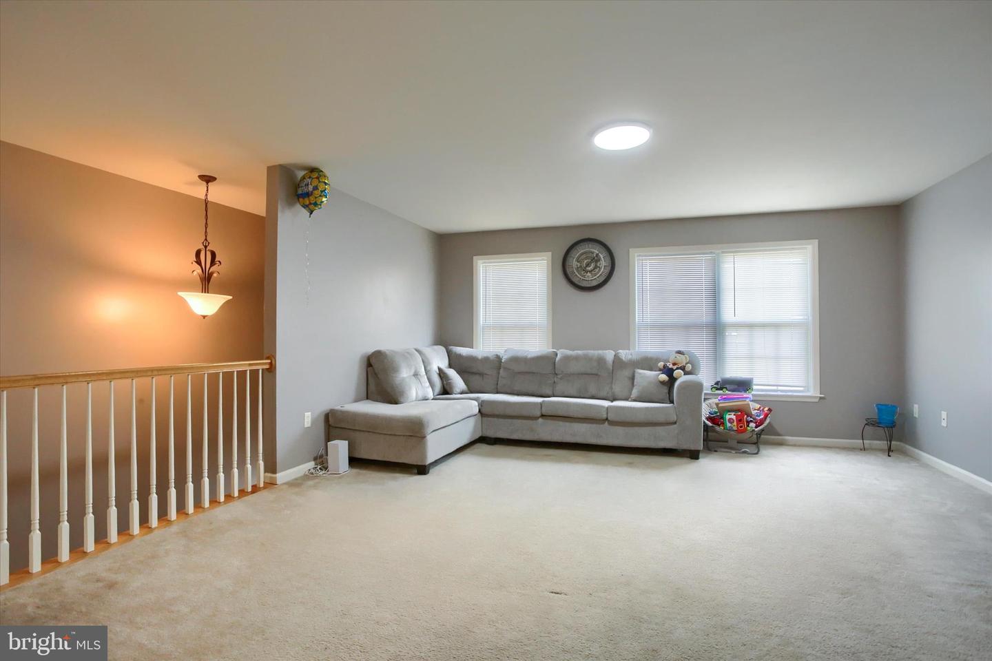 6347 Mercury Dr Property Photo 6