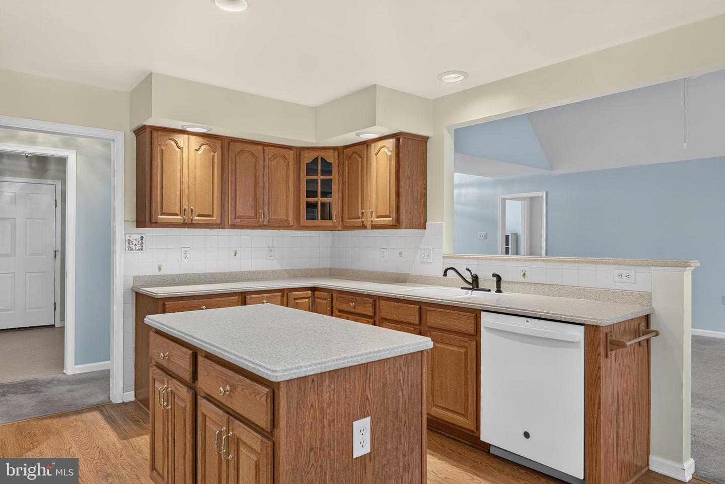 2160 Merrimac Avenue Property Photo 11