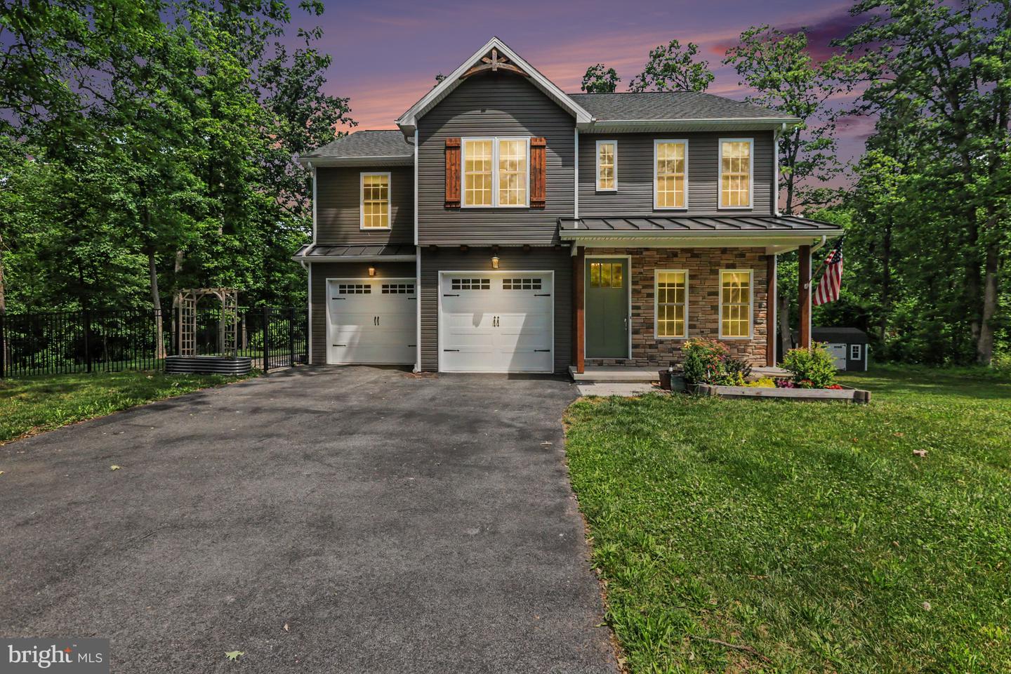 826 Sandbank Rd Property Photo 1