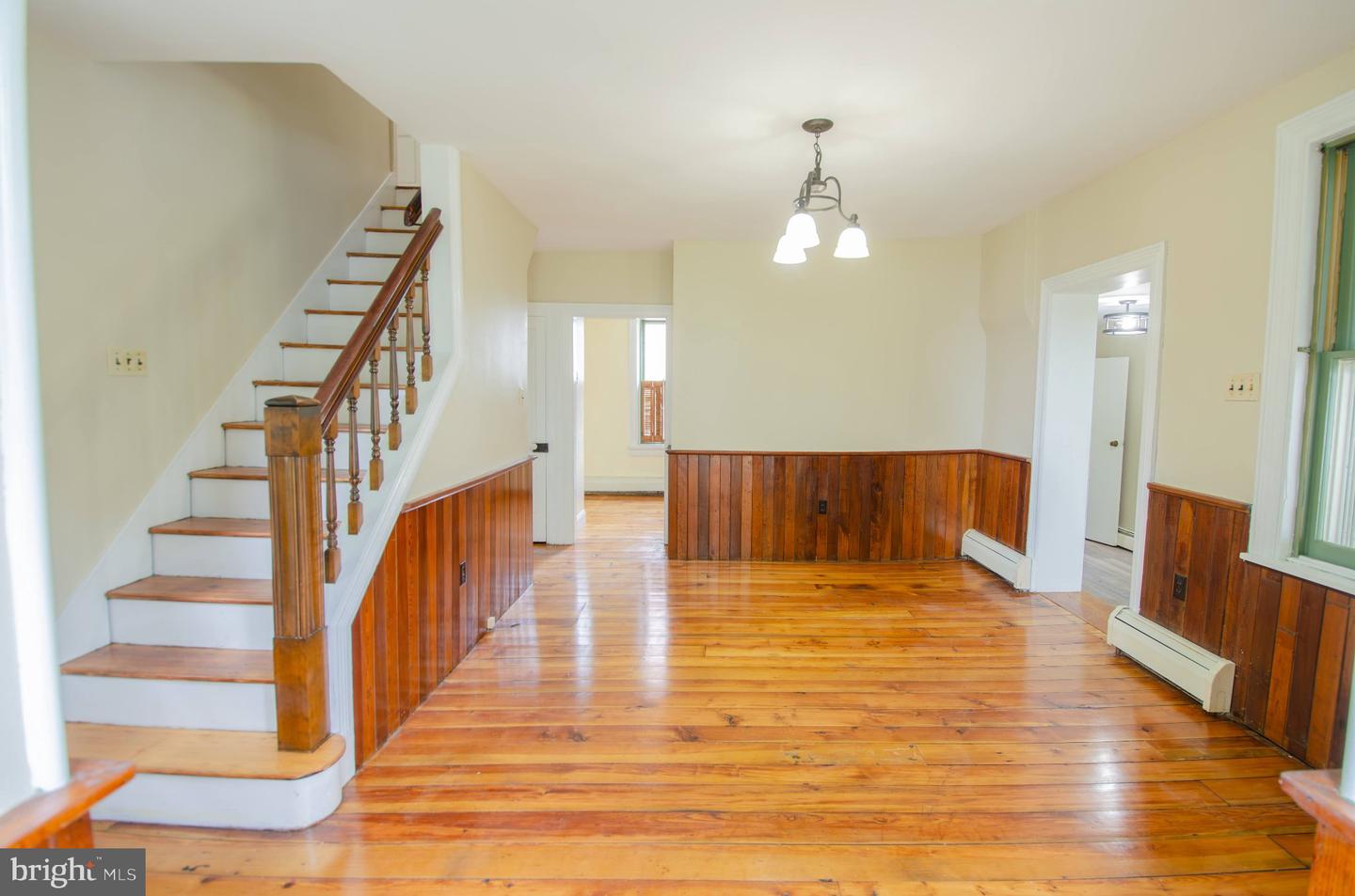 2615 Walnut Bottom Rd Property Photo 12