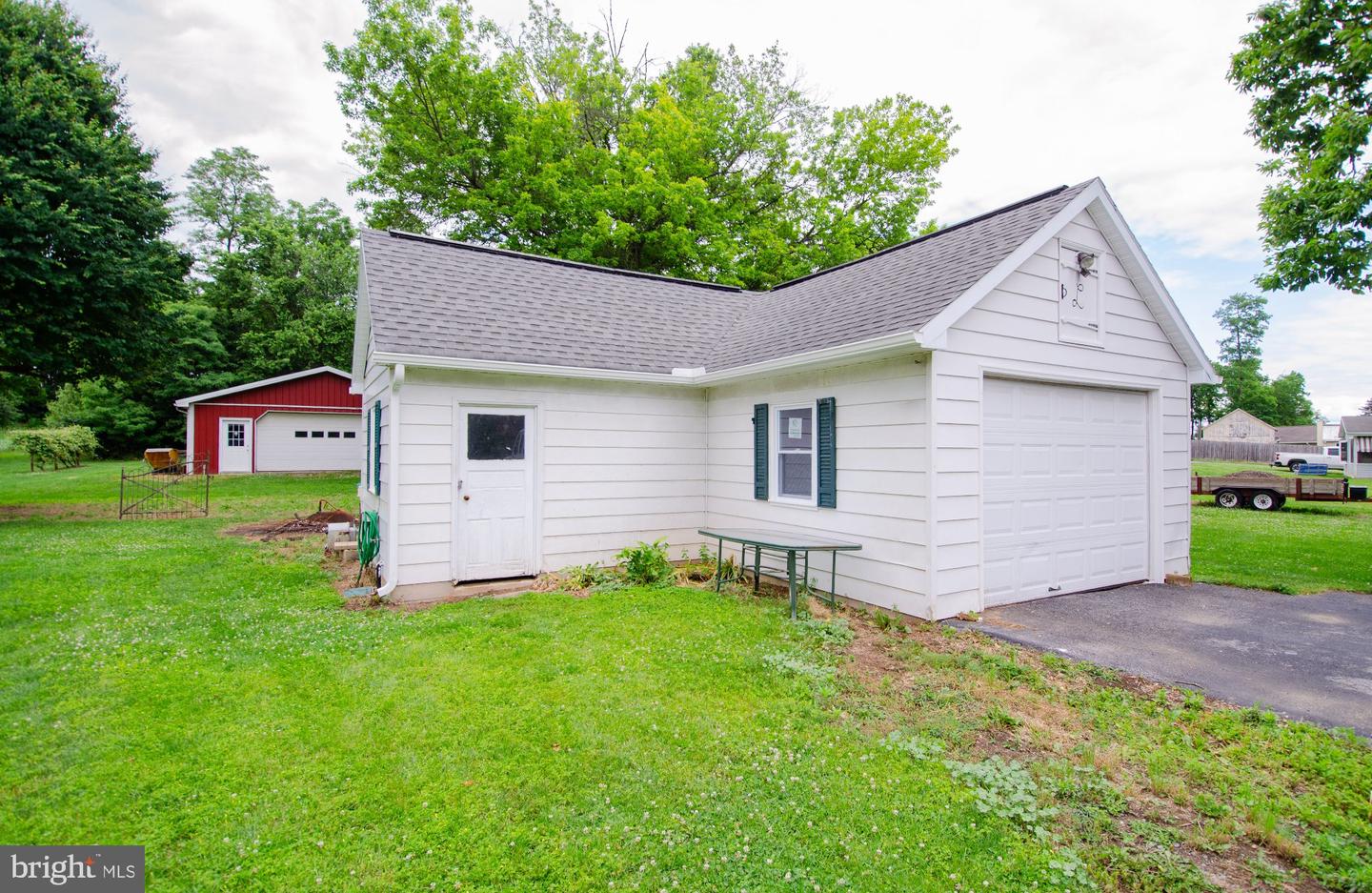2615 Walnut Bottom Rd Property Photo 33