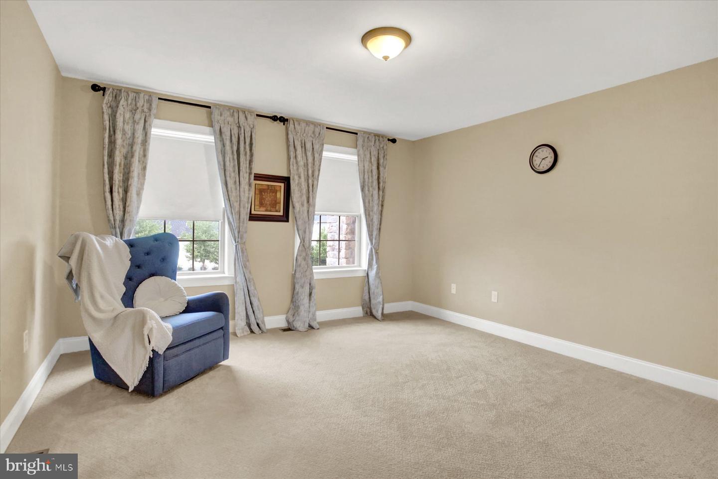 745 Grandon Way Property Photo 38