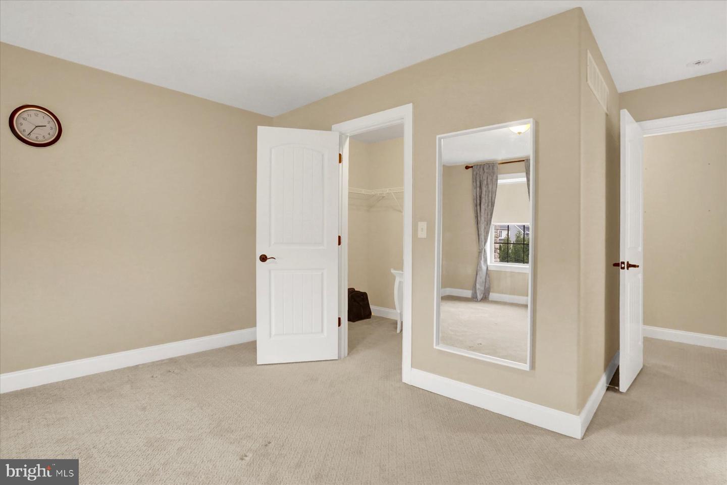 745 Grandon Way Property Photo 39