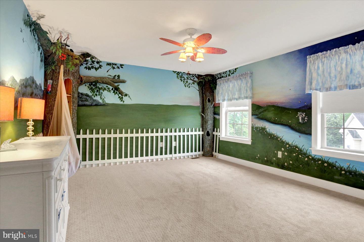 745 Grandon Way Property Photo 44