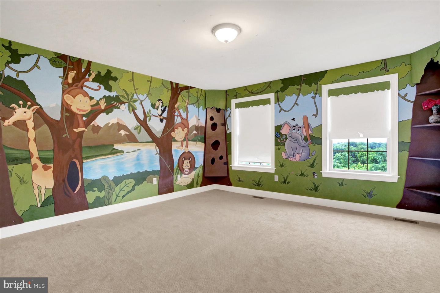745 Grandon Way Property Photo 45