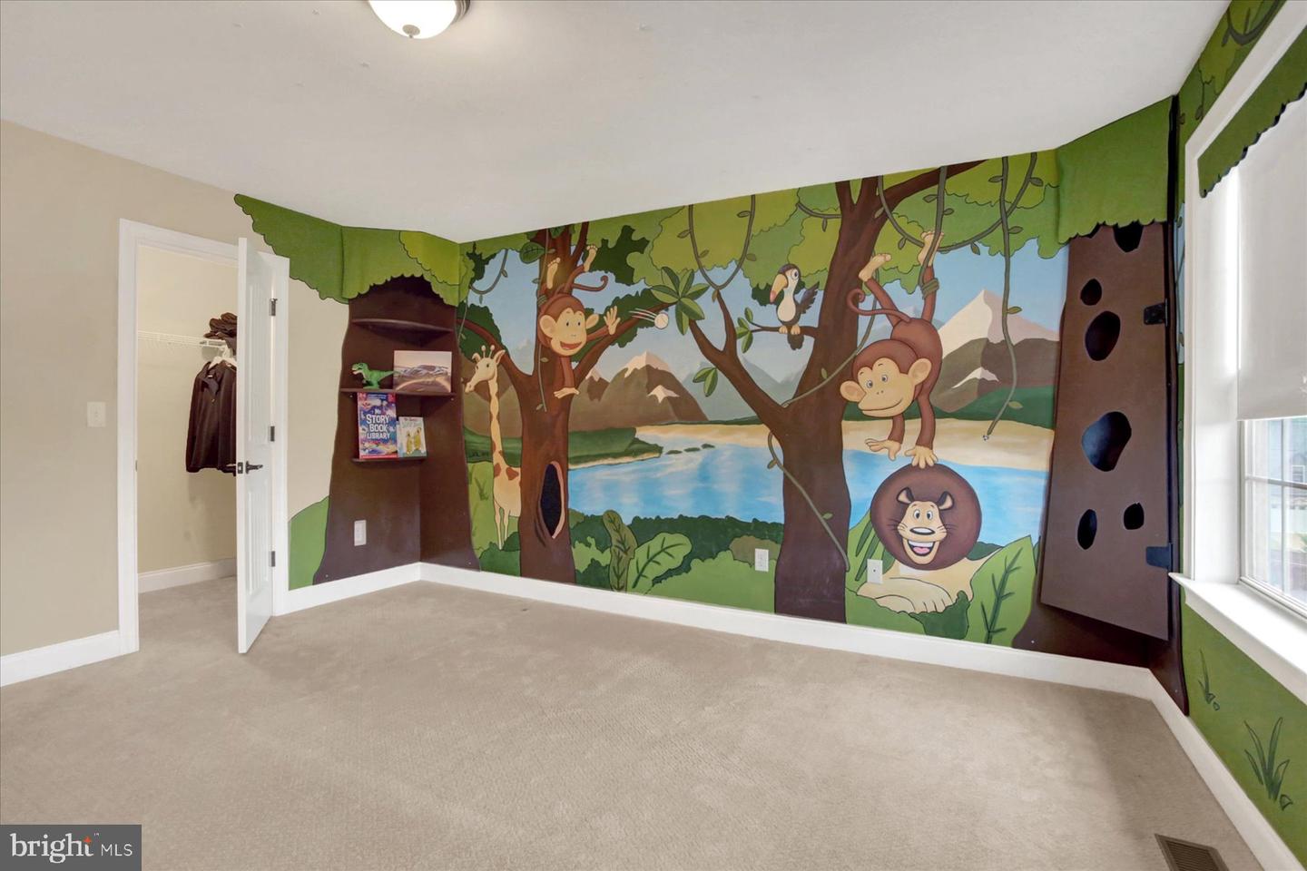 745 Grandon Way Property Photo 46