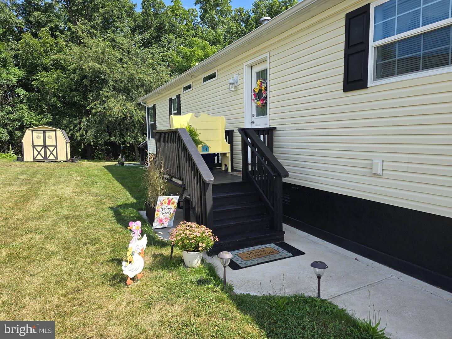 300 Oriole Dr Property Photo 22