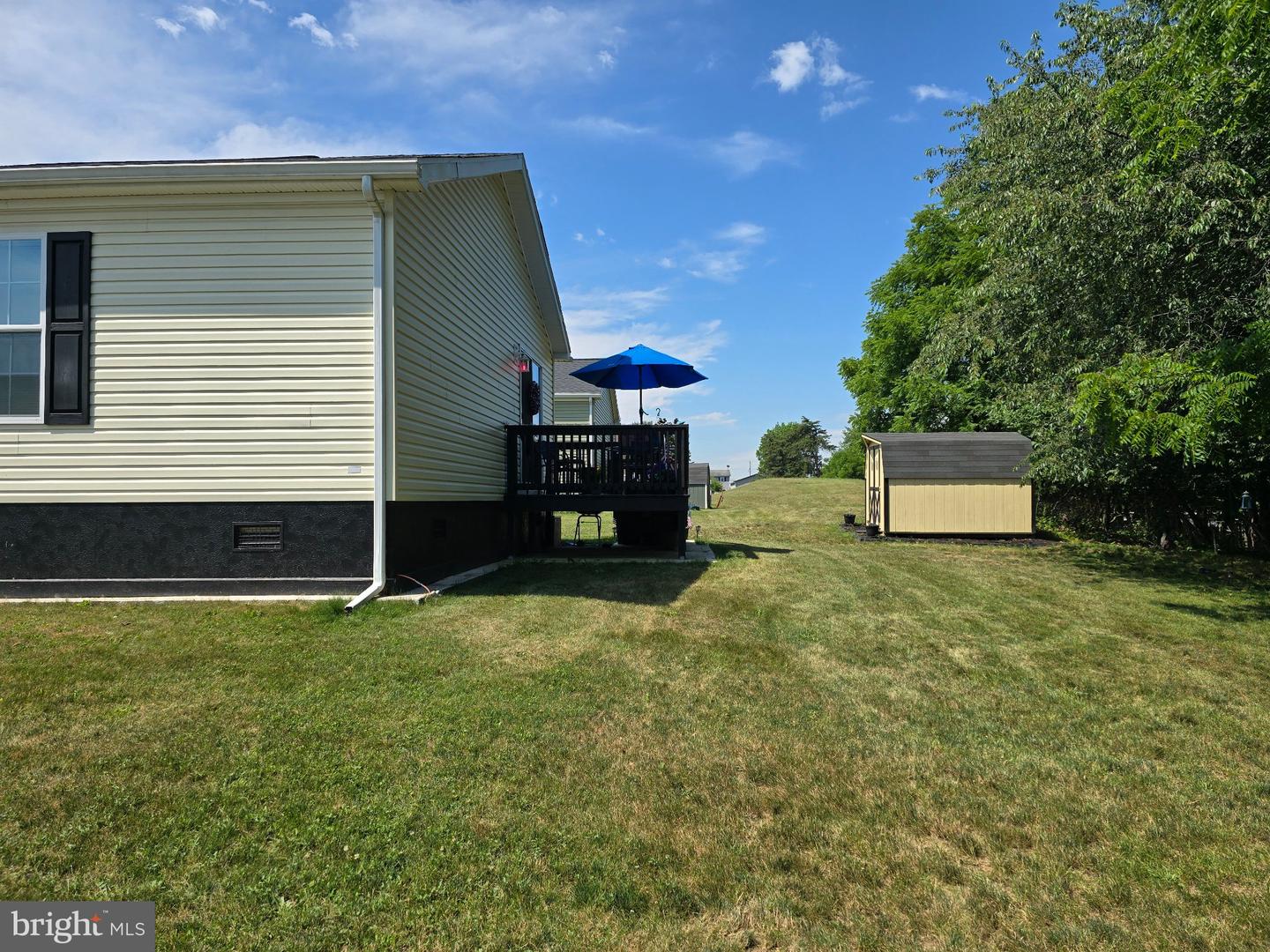 300 Oriole Dr Property Photo 27