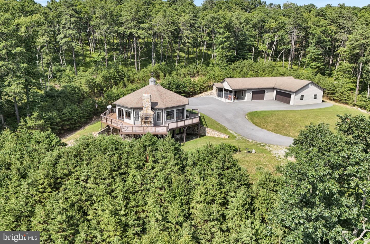 729 High Mountain Rd Property Photo 1