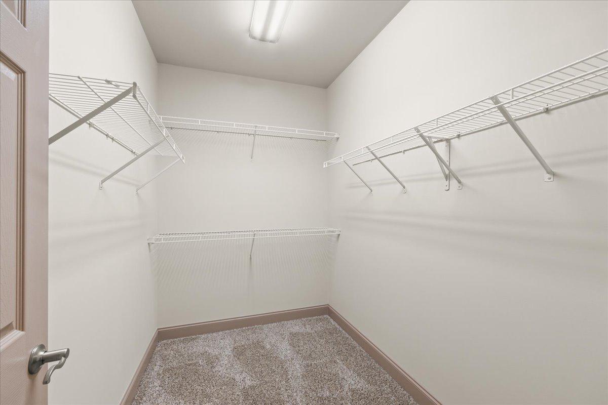 140 Ashford Way Property Photo 13