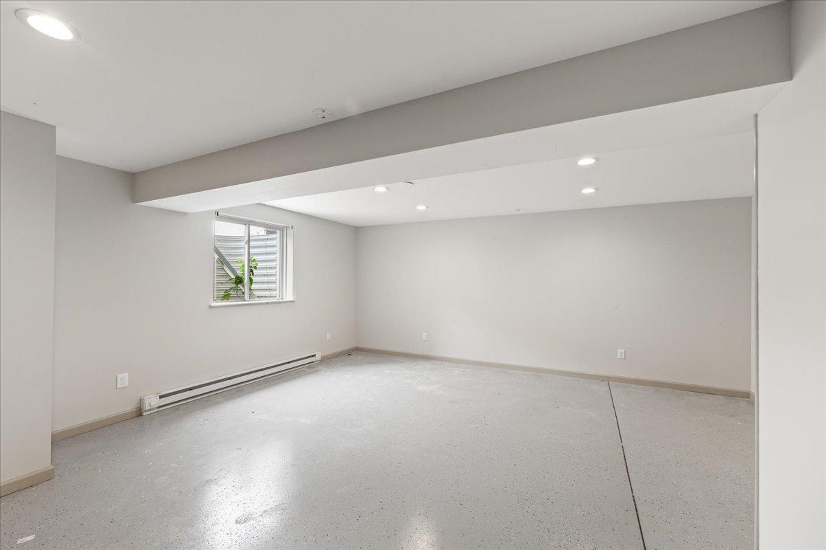 140 Ashford Way Property Photo 21