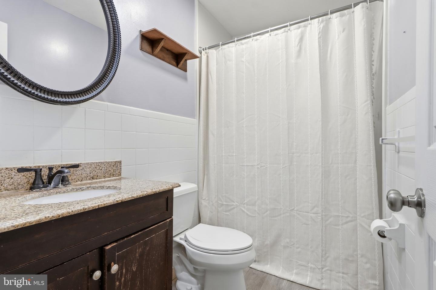 1123 York Rd Property Photo 23