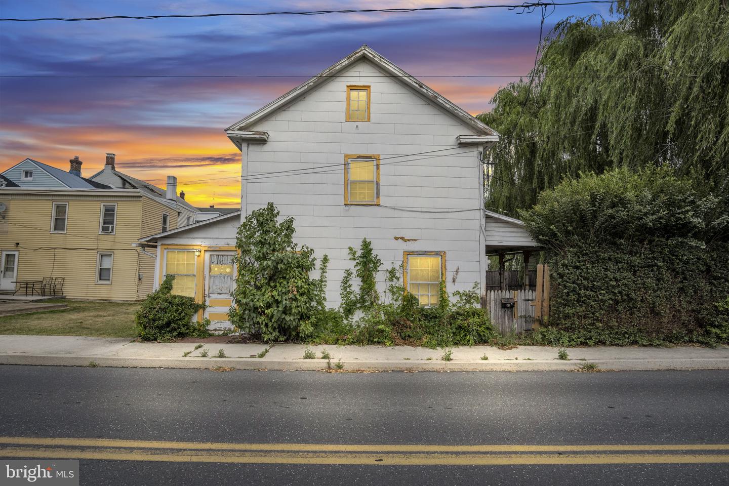 3 S LOCUST STREET ST Property Photo 1