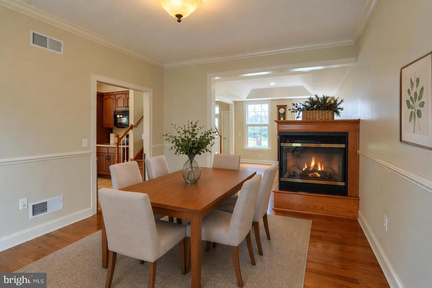 10 Spring View Ct Property Photo 8
