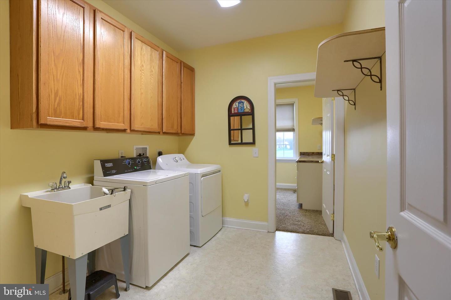 10 Spring View Ct Property Photo 19
